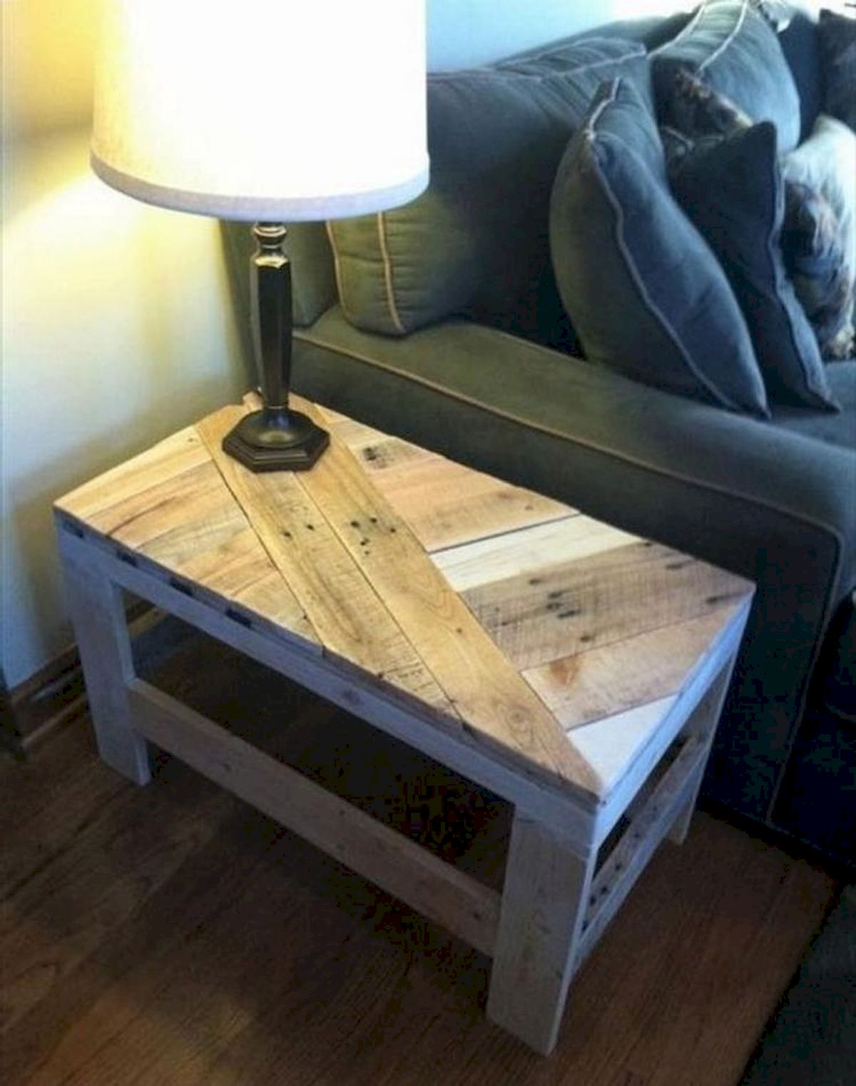 30 Creative DIY Wooden Pallet Projects Ideas (3)