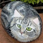 50 Best DIY Painted Rocks Animals Cats For Summer Ideas (27)