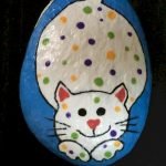 50 Best DIY Painted Rocks Animals Cats For Summer Ideas (40)