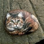 50 Best DIY Painted Rocks Animals Cats for Summer Ideas (50)