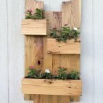 30 Awesome DIY Flowers Boxes Ideas (2)