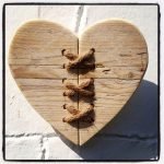 30 Awesome Wood Hearts DIY Ideas (28)