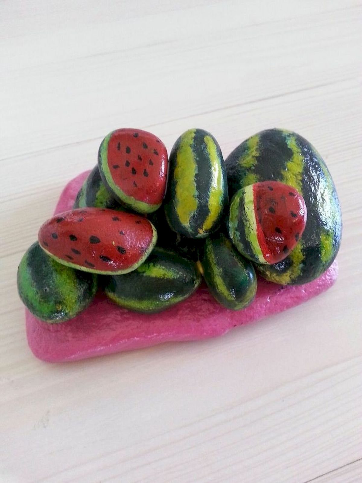 40 Awesome DIY Painted Rocks Fruits Ideas (2)