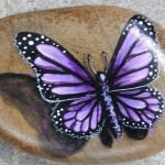 55 Cute DIY Painted Rocks Animals Butterfly Ideas (10)