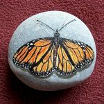 55 Cute DIY Painted Rocks Animals Butterfly Ideas (3)