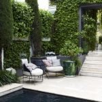 60 Awesome DIY Backyard Privacy Design and Decor Ideas (58)