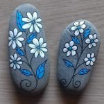 60+ Beautiful DIY Painted Rocks Flowers Ideas (14)