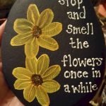 60+ Beautiful DIY Painted Rocks Flowers Ideas (15)