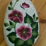 60+ Beautiful DIY Painted Rocks Flowers Ideas (34)