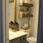50 Best DIY Storage Design Ideas To Maximize Your Small Bathroom Space (33)