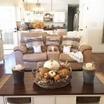 40 Gorgeous DIY Fall Decoration Ideas For Living Room (27)