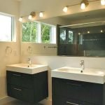 26 Easy and Creative DIY Mirror Ideas To Decorate Your Bathroom (7)