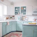 20 Stunning Farmhouse Kitchen Cabinets Decor Ideas And Remodel (15)